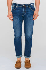 UNIFORM <br> JEANS BARNEY